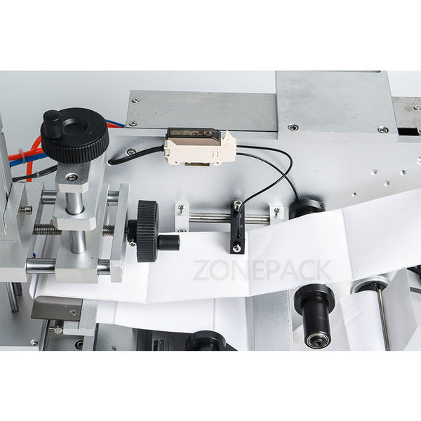 LT-60 Semi Automatic Flat Bottle Square Bottle Labeling Machine